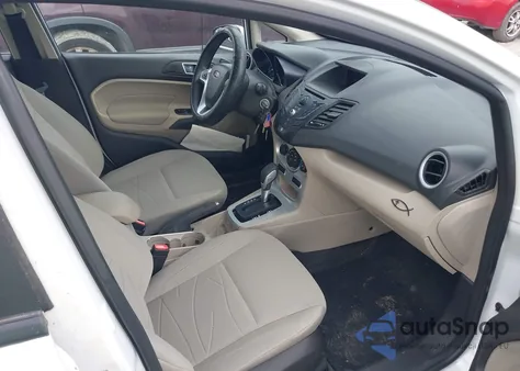 2015 Ford Fiesta Se z USA, uszkodzony, nr VIN 3FADP4BJ1FM160782